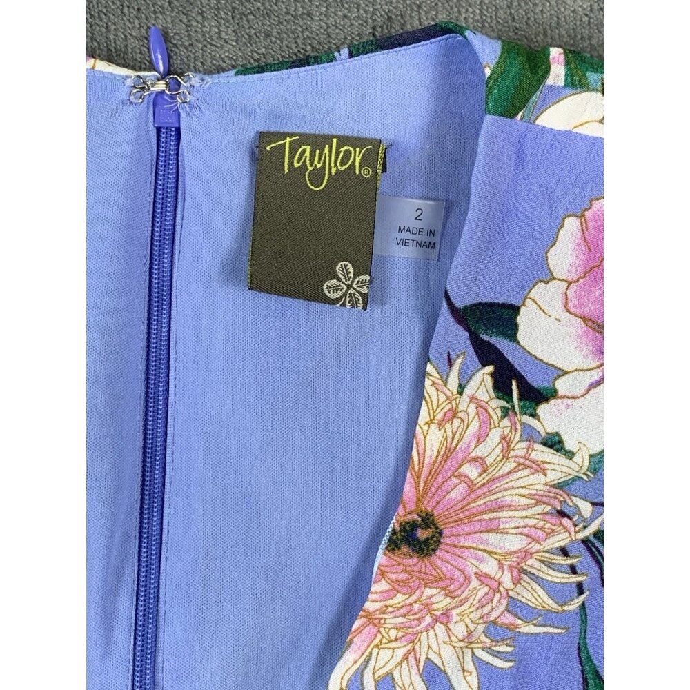 Taylor Jumpsuit Romper Blue Floral Sleeveless Size 2 Tropical Casual - Picture 4 of 8